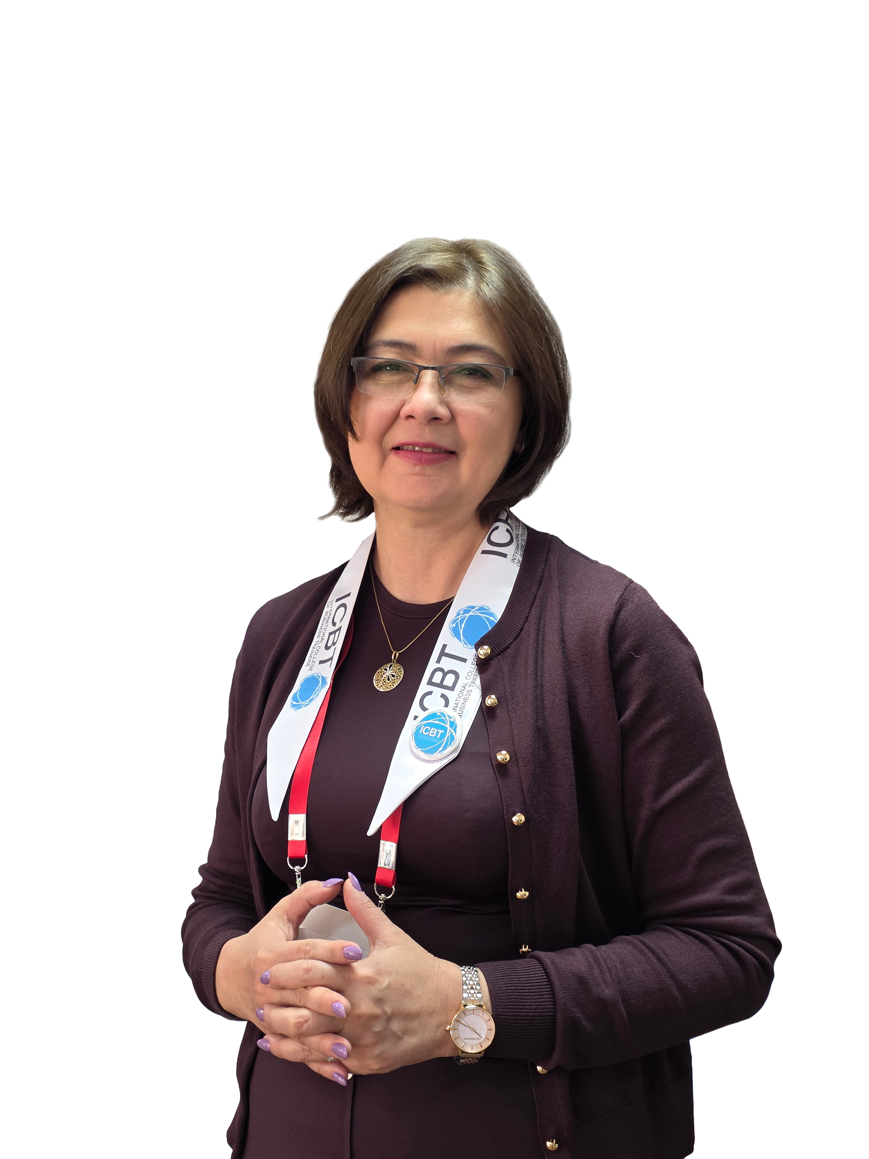 Lola Razzakova